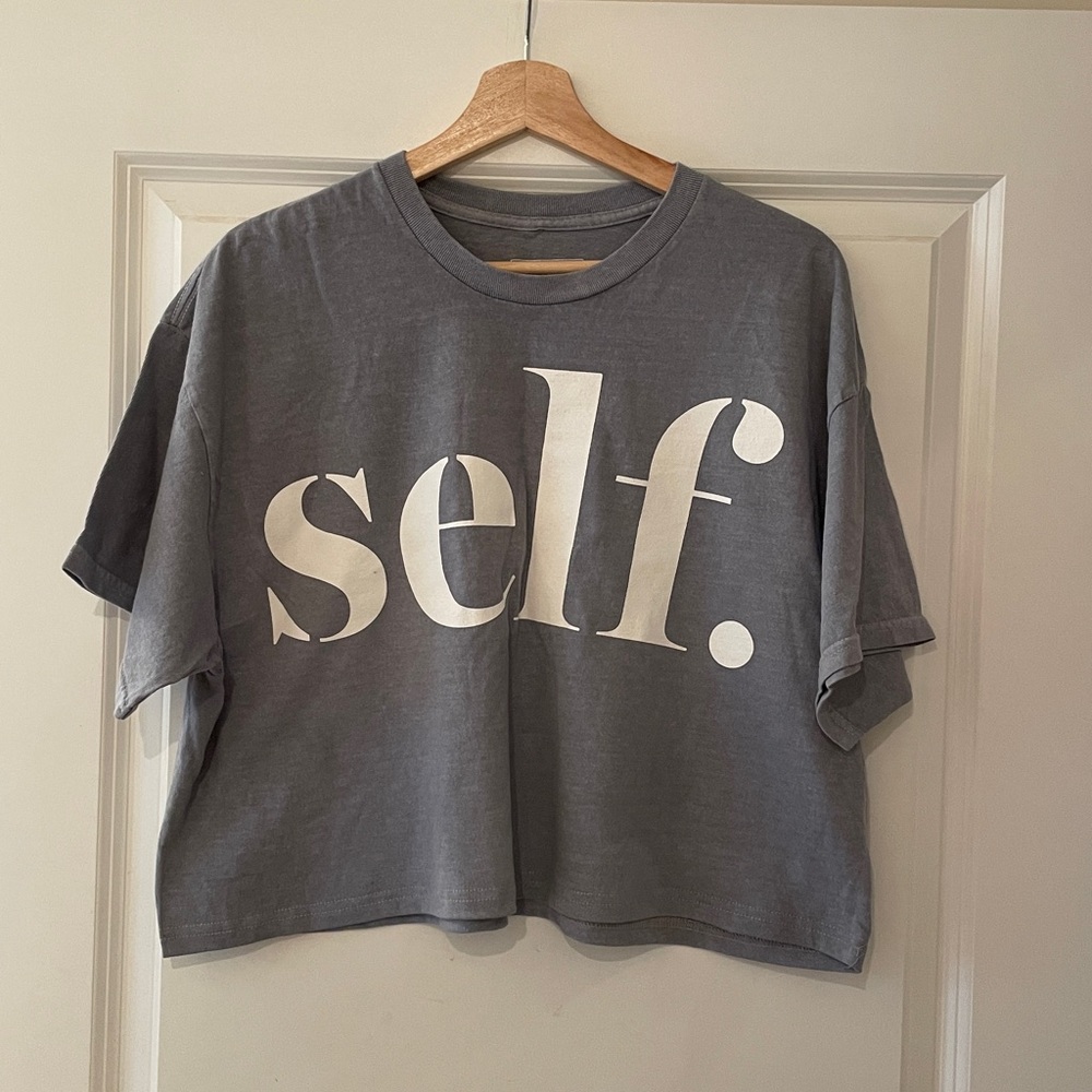 Blue Gray 'Self' Graphic Cropped Tee